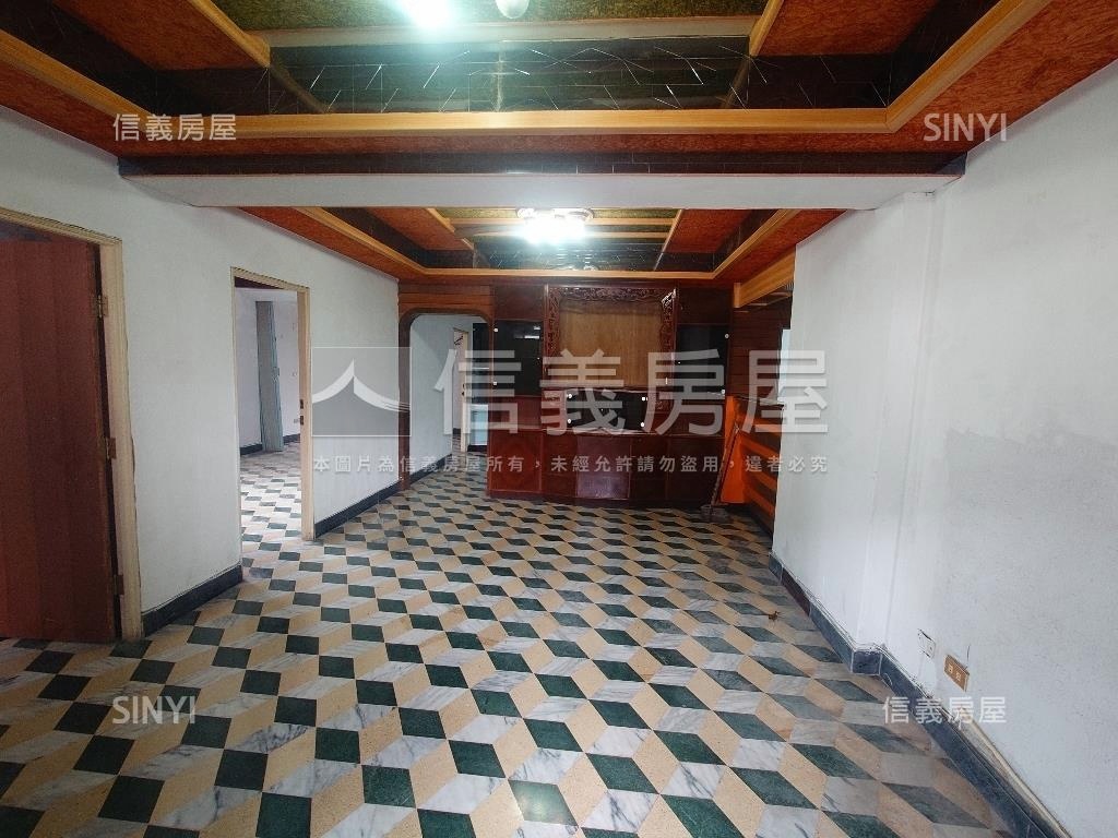 近七堵火車站雅寓房屋室內格局與周邊環境