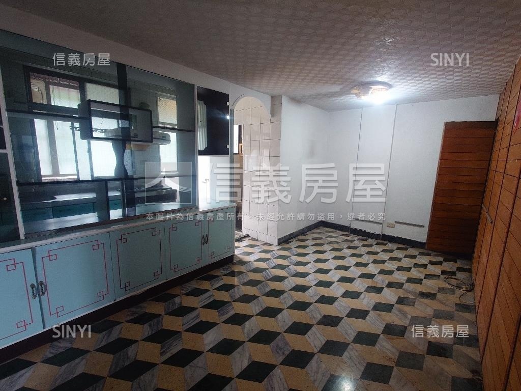 近七堵火車站雅寓房屋室內格局與周邊環境