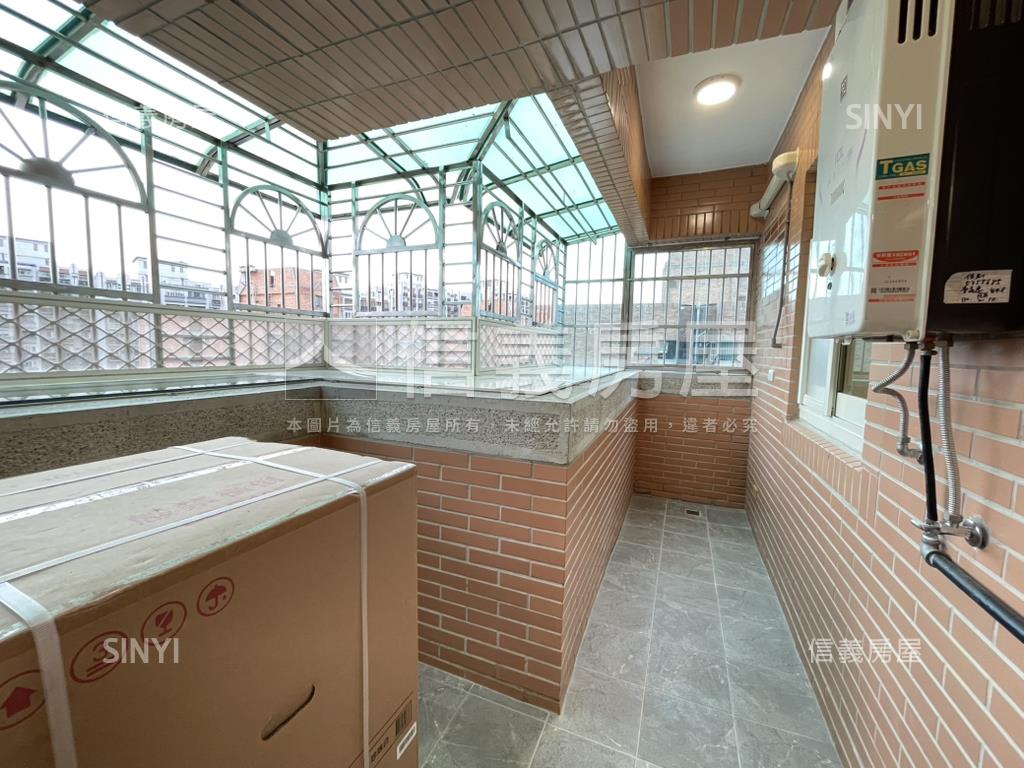 空三Ｃ區漂亮採光三房房屋室內格局與周邊環境