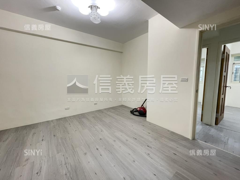 空三Ｃ區漂亮採光三房房屋室內格局與周邊環境