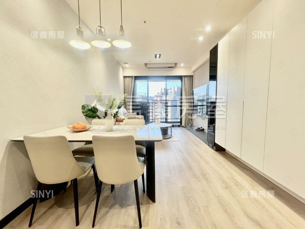 近Ａ１８高鐵次頂樓美視野房屋室內格局與周邊環境