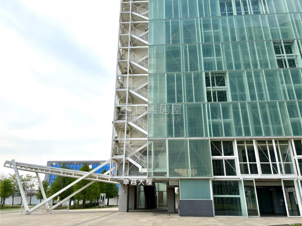 中清經貿公寓二樓房屋室內格局與周邊環境