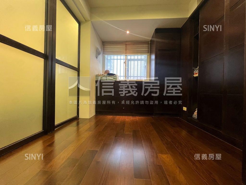 專任橫科路採光佳裝潢美寓房屋室內格局與周邊環境