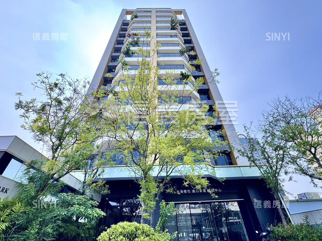 巨蛋輕屋齡大兩房平車房屋室內格局與周邊環境