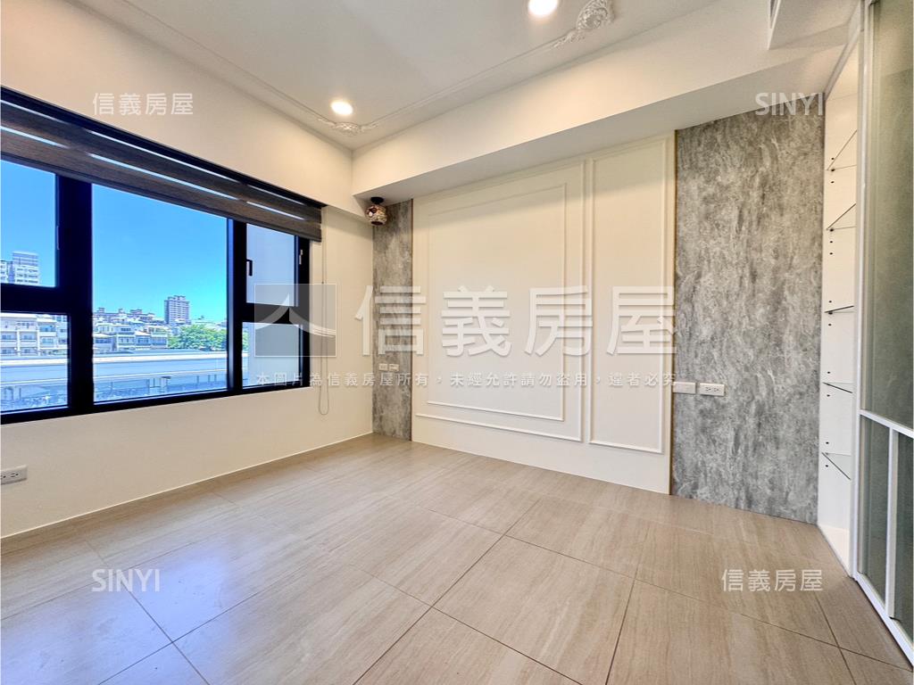 巨蛋輕屋齡大兩房平車房屋室內格局與周邊環境