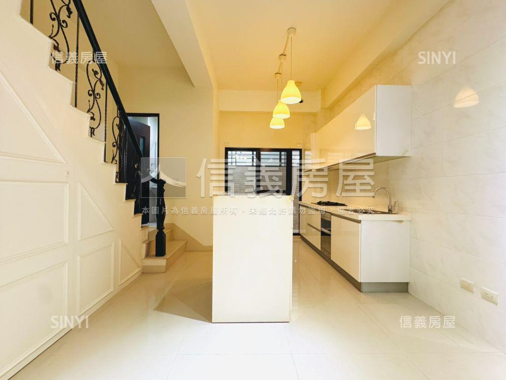 館前首富傳家車墅房屋室內格局與周邊環境