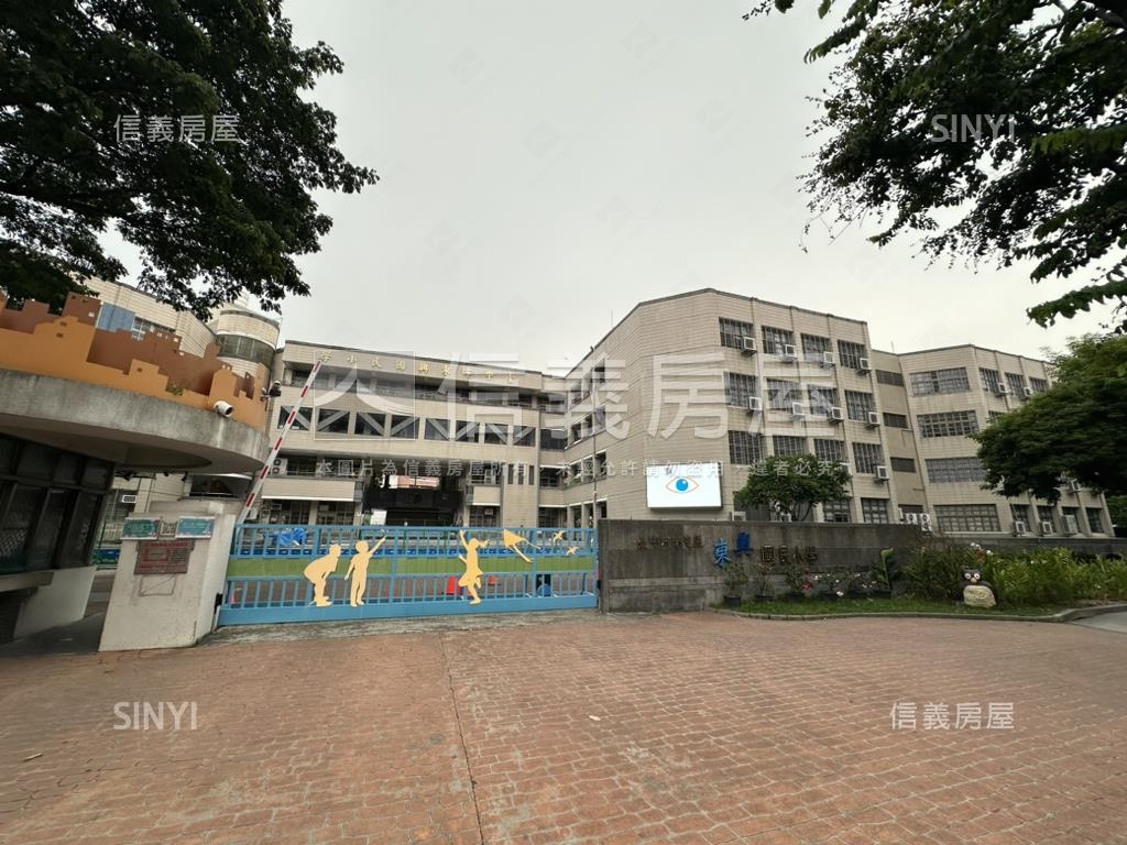 首購必看精美街三房房屋室內格局與周邊環境