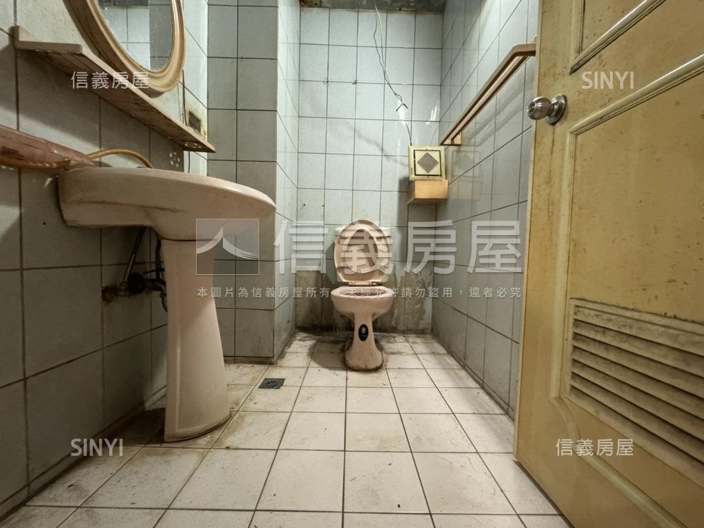 【專任龍鳳京城】方正三房房屋室內格局與周邊環境