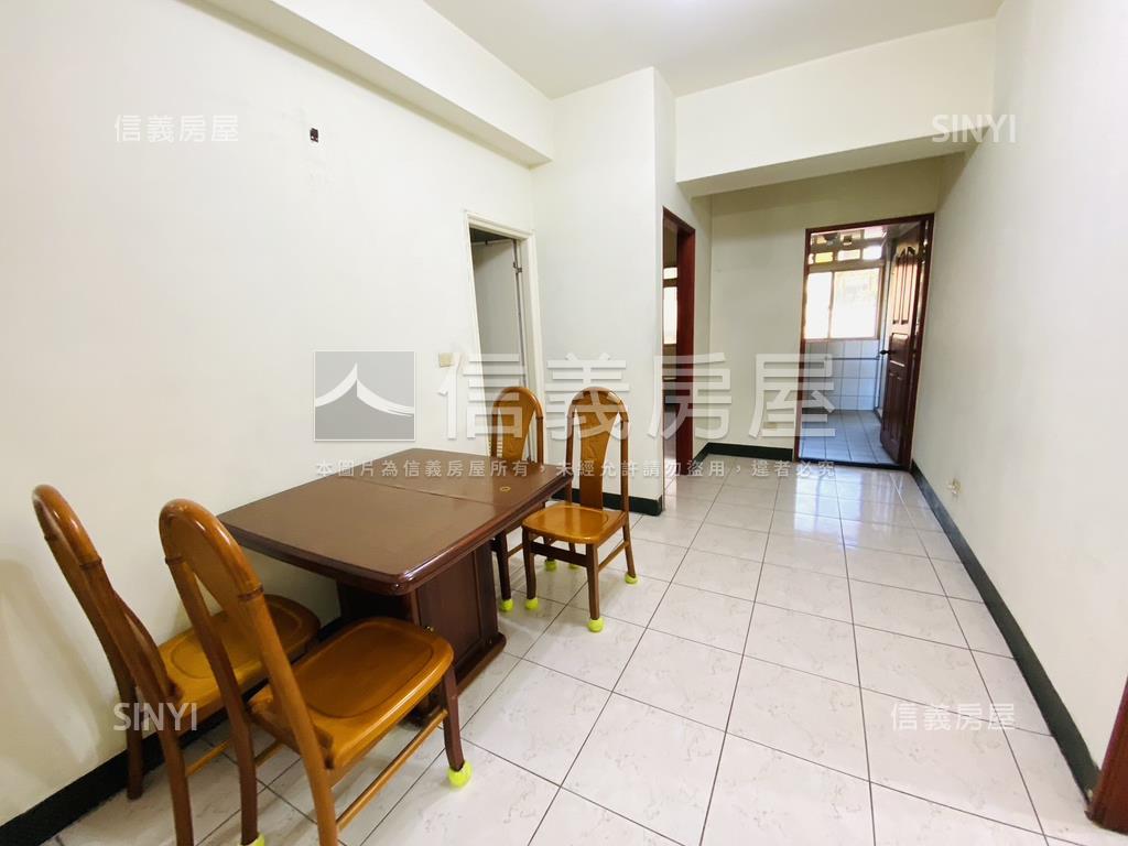 龍貴族標準三房有車位房屋室內格局與周邊環境