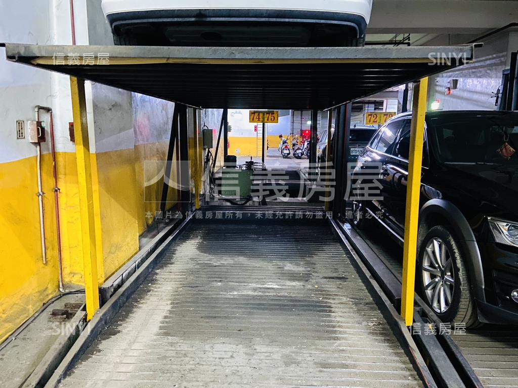 龍貴族標準三房有車位房屋室內格局與周邊環境