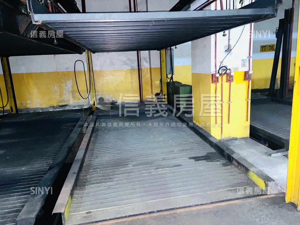 龍貴族標準三房有車位房屋室內格局與周邊環境