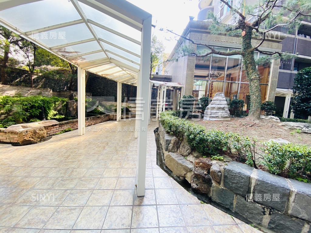 龍貴族標準三房有車位房屋室內格局與周邊環境