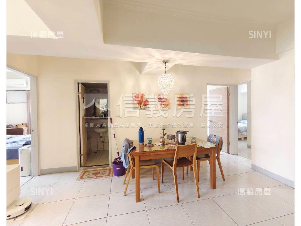 建工商圈面公園四房平車房屋室內格局與周邊環境