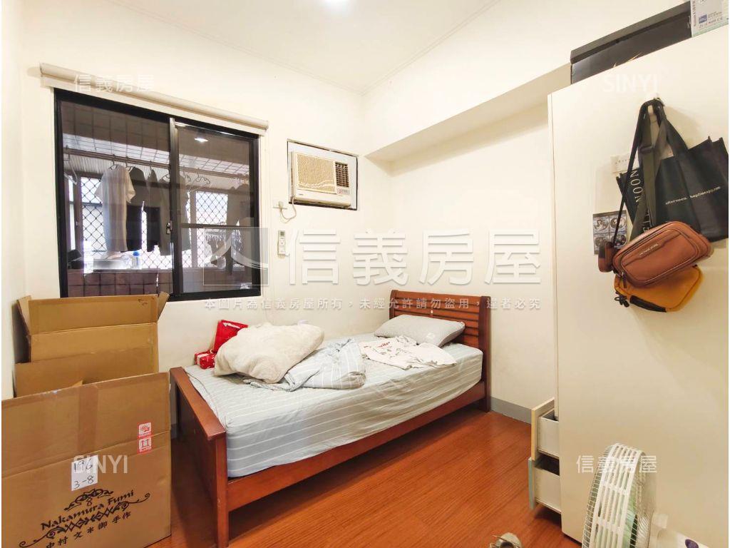 建工商圈面公園四房平車房屋室內格局與周邊環境