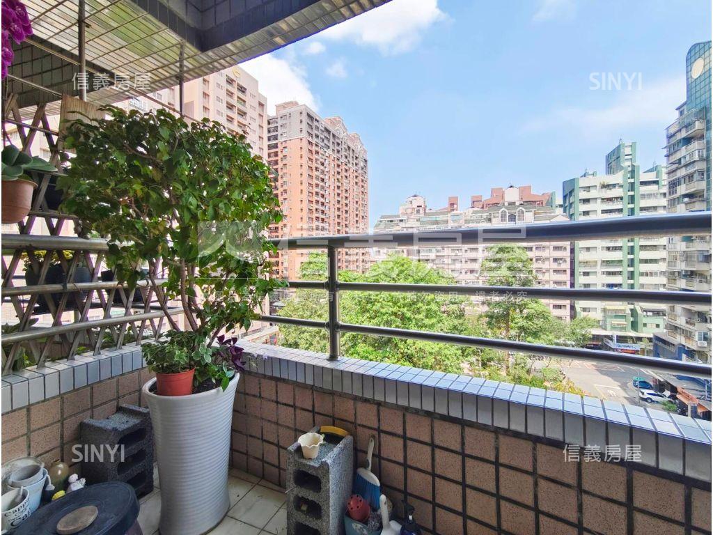 建工商圈面公園四房平車房屋室內格局與周邊環境