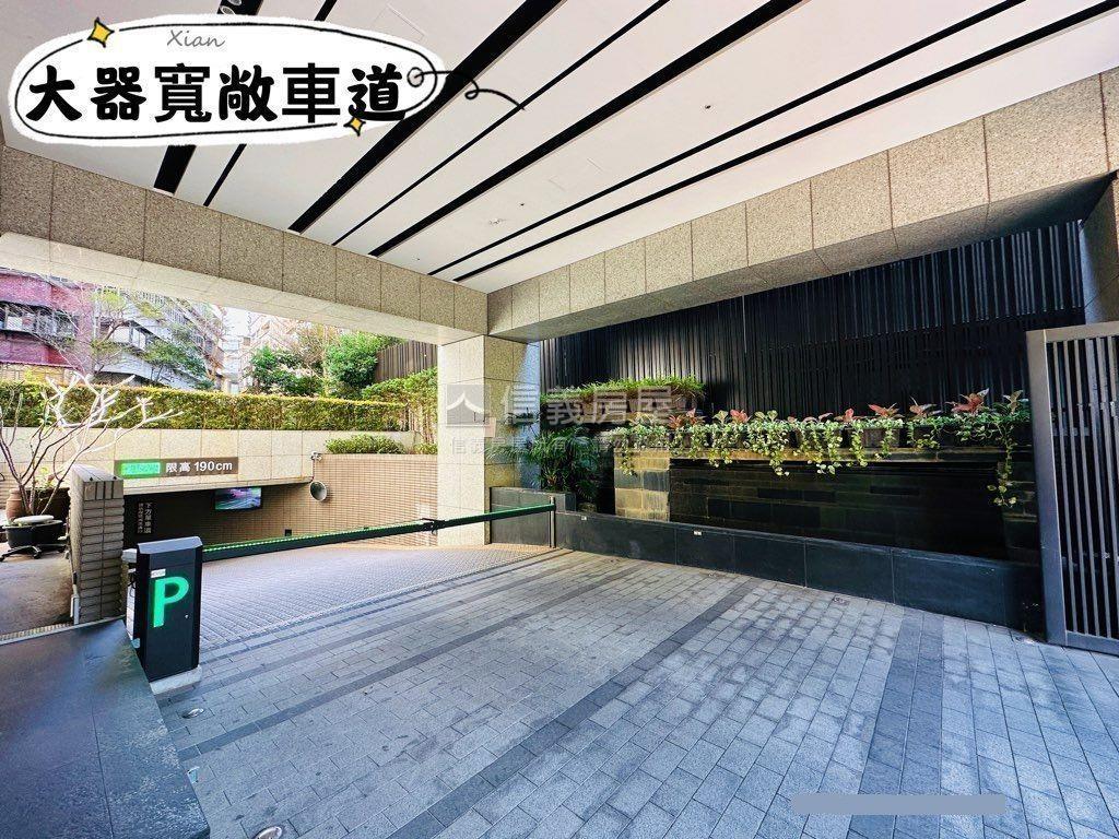大帝景鋼骨雙車位傳家房屋室內格局與周邊環境