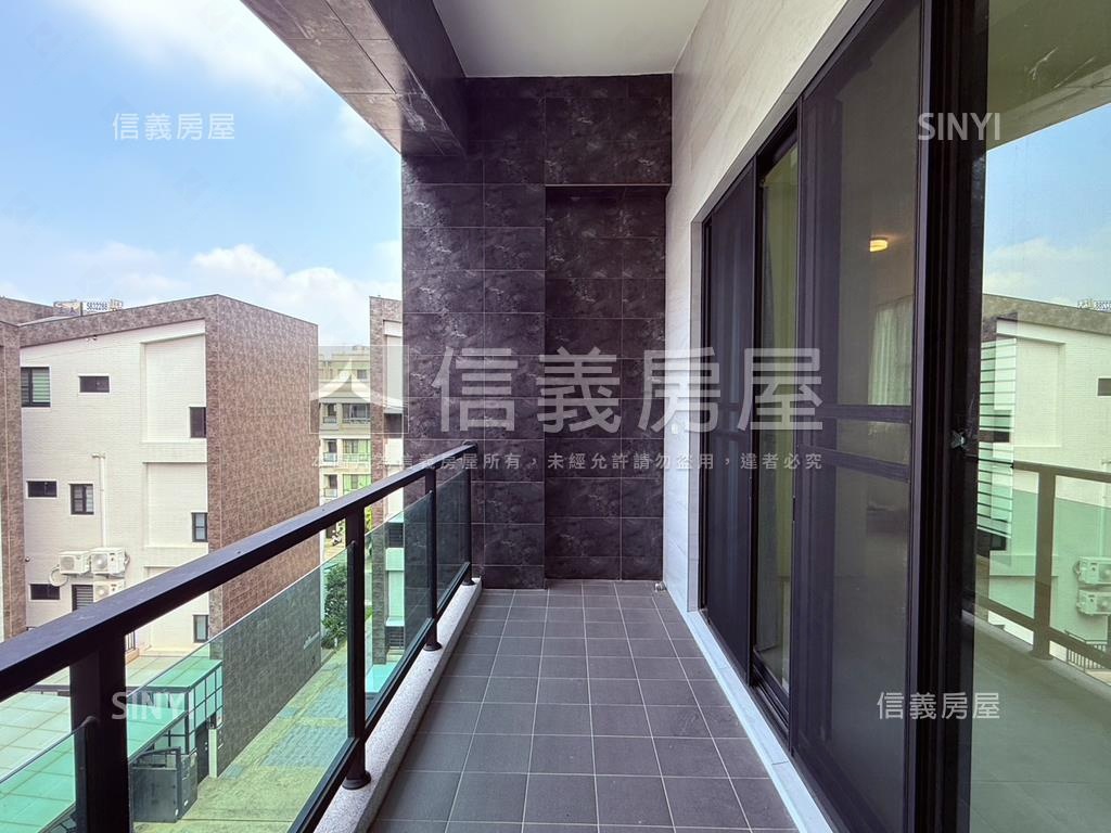 ＬＭ大面寬併排雙車墅房屋室內格局與周邊環境