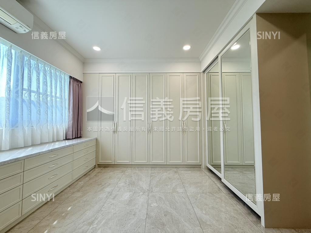 ＬＭ大面寬併排雙車墅房屋室內格局與周邊環境
