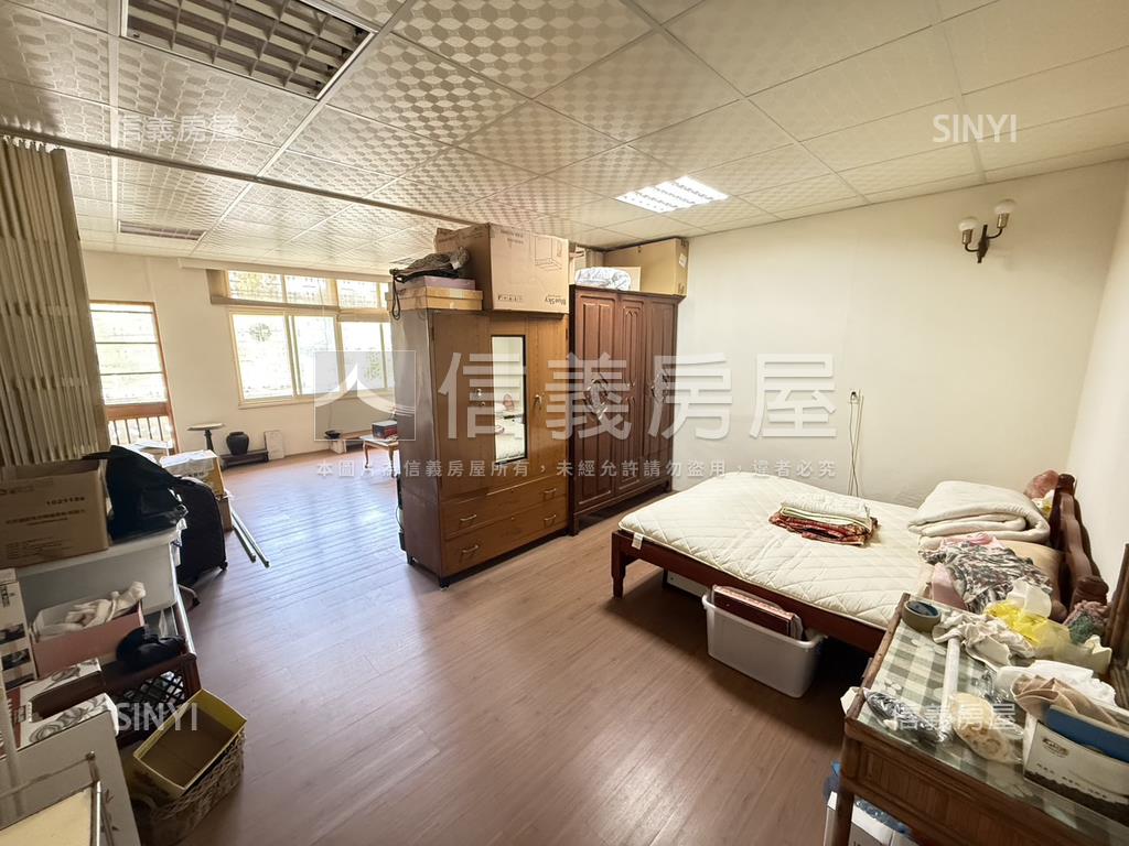 近育賢國中邊間採光透天房屋室內格局與周邊環境