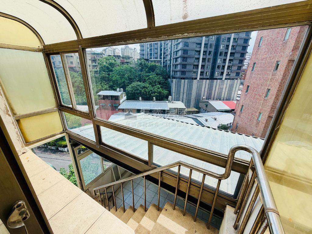 迎旭山莊出售房屋室內格局與周邊環境
