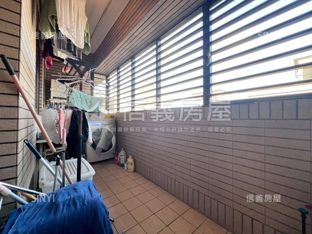 國美館豪景４房雙車位房屋室內格局與周邊環境