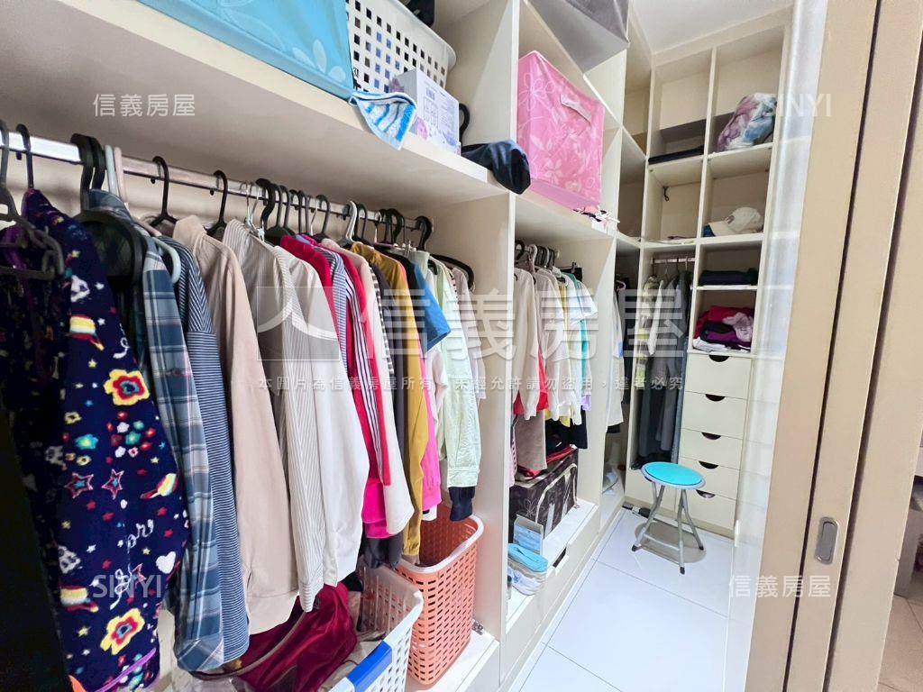 國美館豪景４房雙車位房屋室內格局與周邊環境