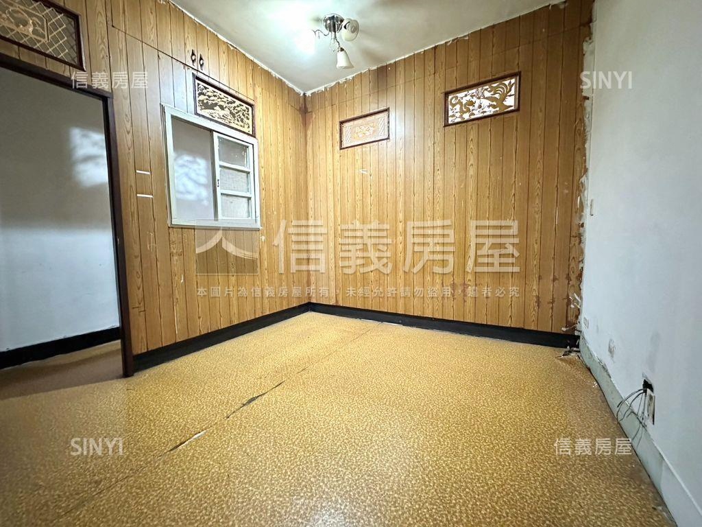 正英士路商圈中心自住宅房屋室內格局與周邊環境
