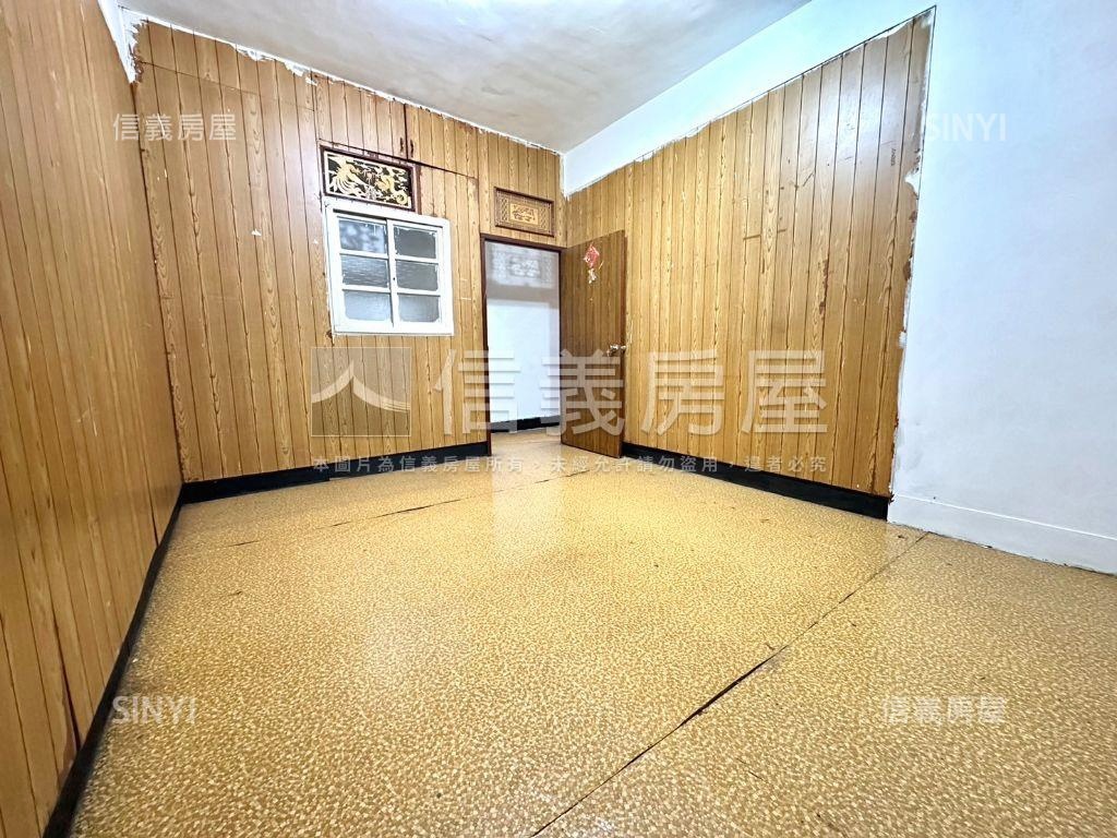 正英士路商圈中心自住宅房屋室內格局與周邊環境