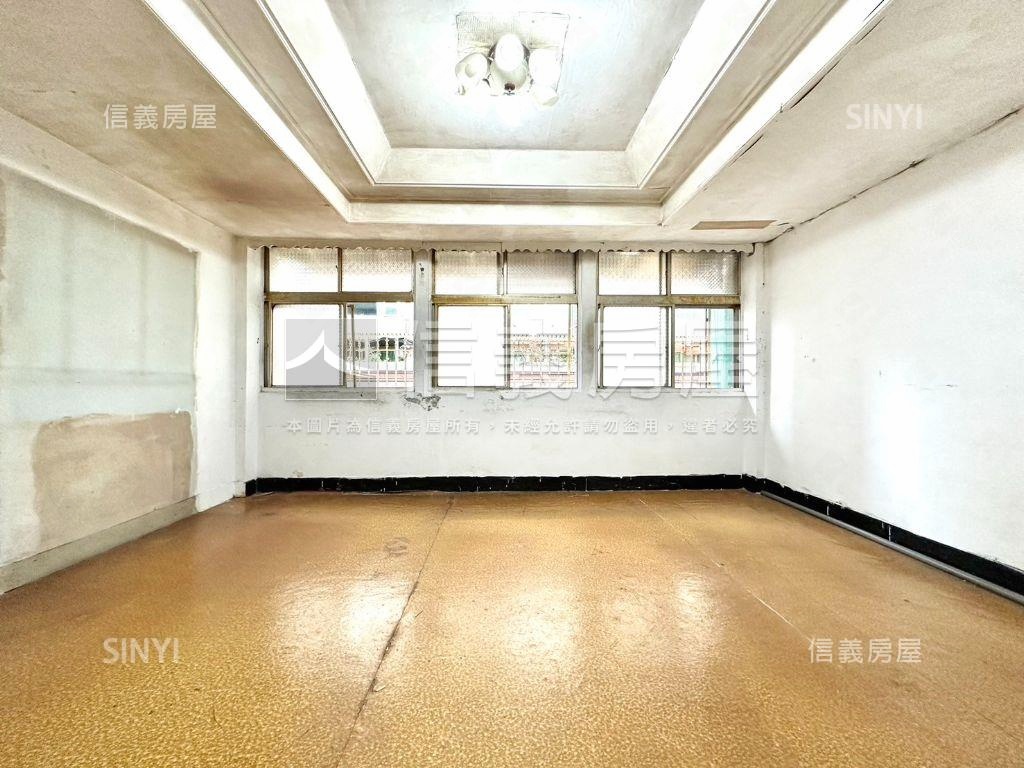 正英士路商圈中心自住宅房屋室內格局與周邊環境