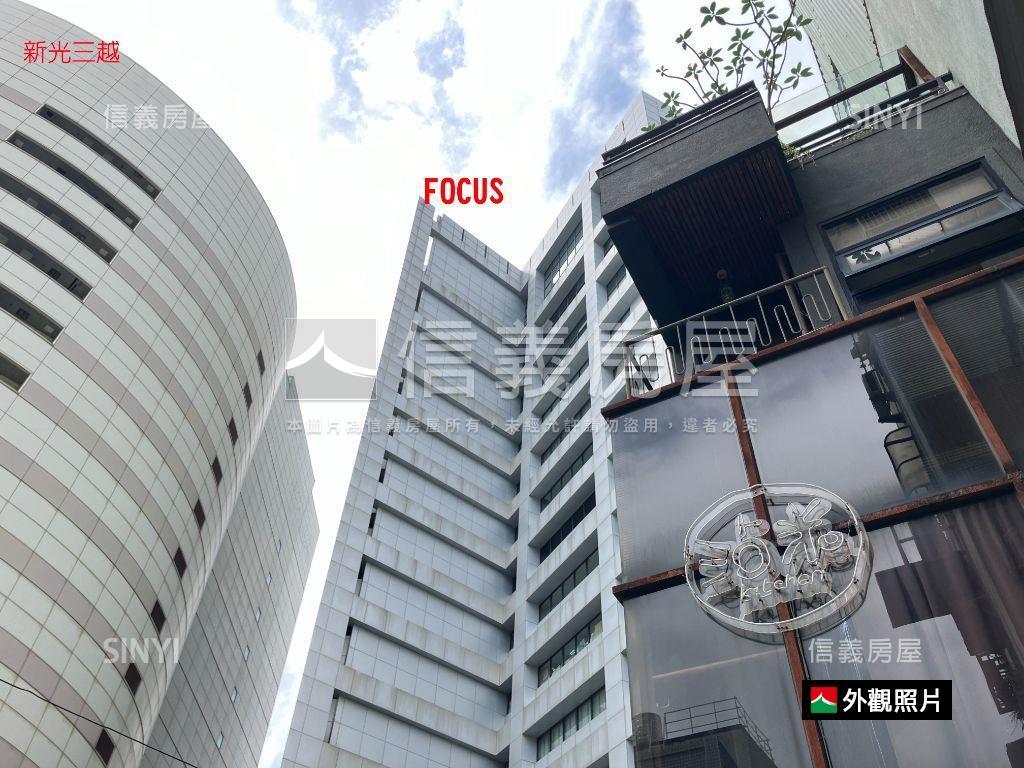 雙百貨公司旁青年創業透天房屋室內格局與周邊環境