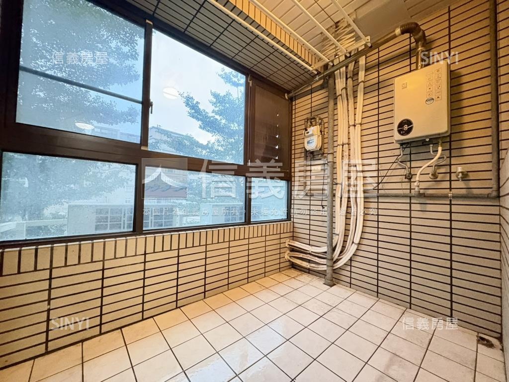 壓箱寶★專任太子寧靜三房房屋室內格局與周邊環境