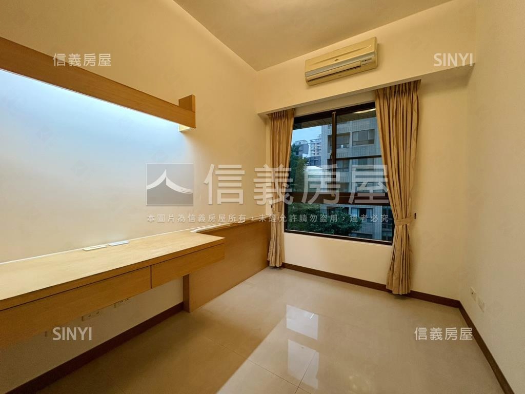 壓箱寶★專任太子寧靜三房房屋室內格局與周邊環境