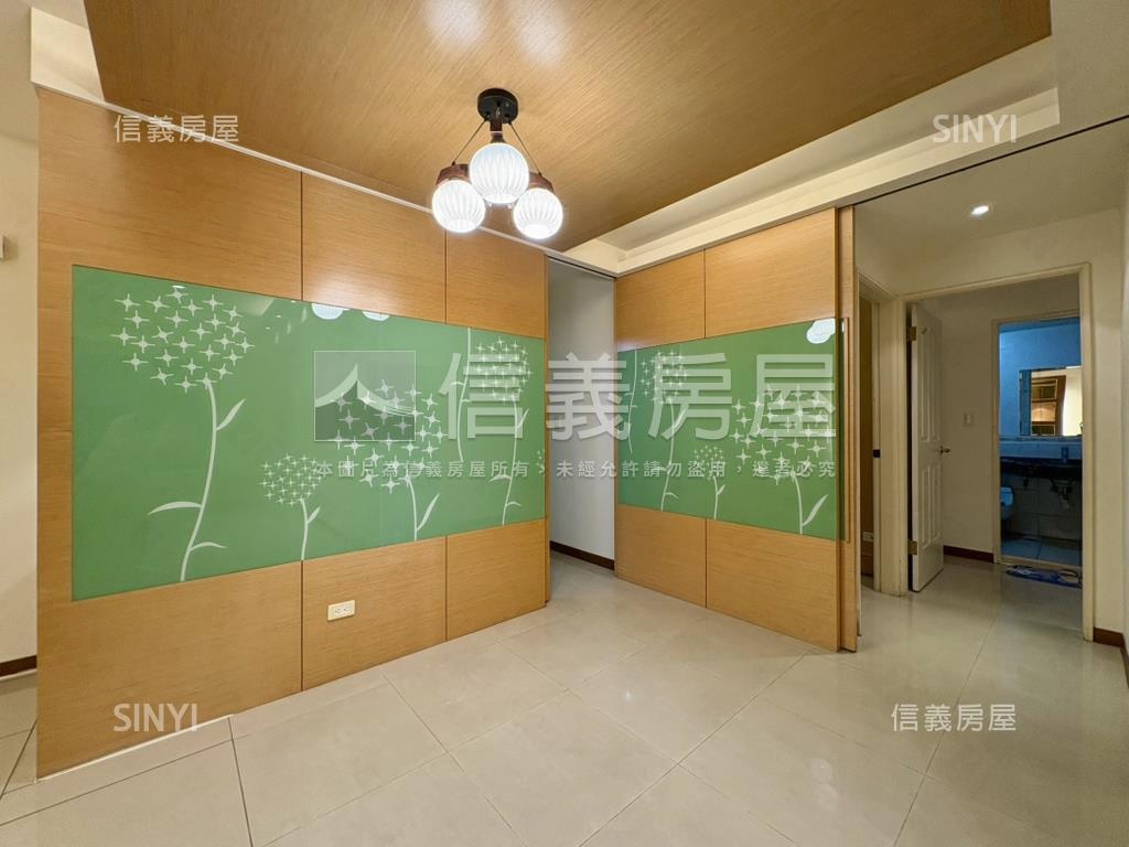 壓箱寶★專任太子寧靜三房房屋室內格局與周邊環境