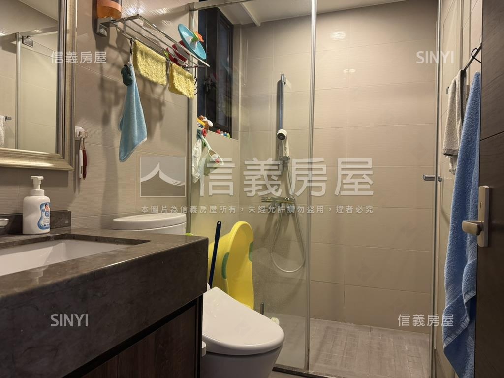 Ａ４捷運遠雄新宿朝南棟房屋室內格局與周邊環境