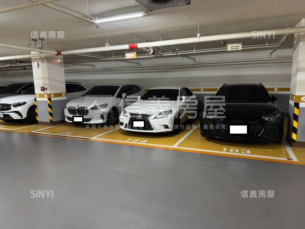 Ａ４捷運遠雄新宿朝南棟房屋室內格局與周邊環境