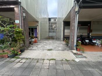 校園首排稀有正路住五土地