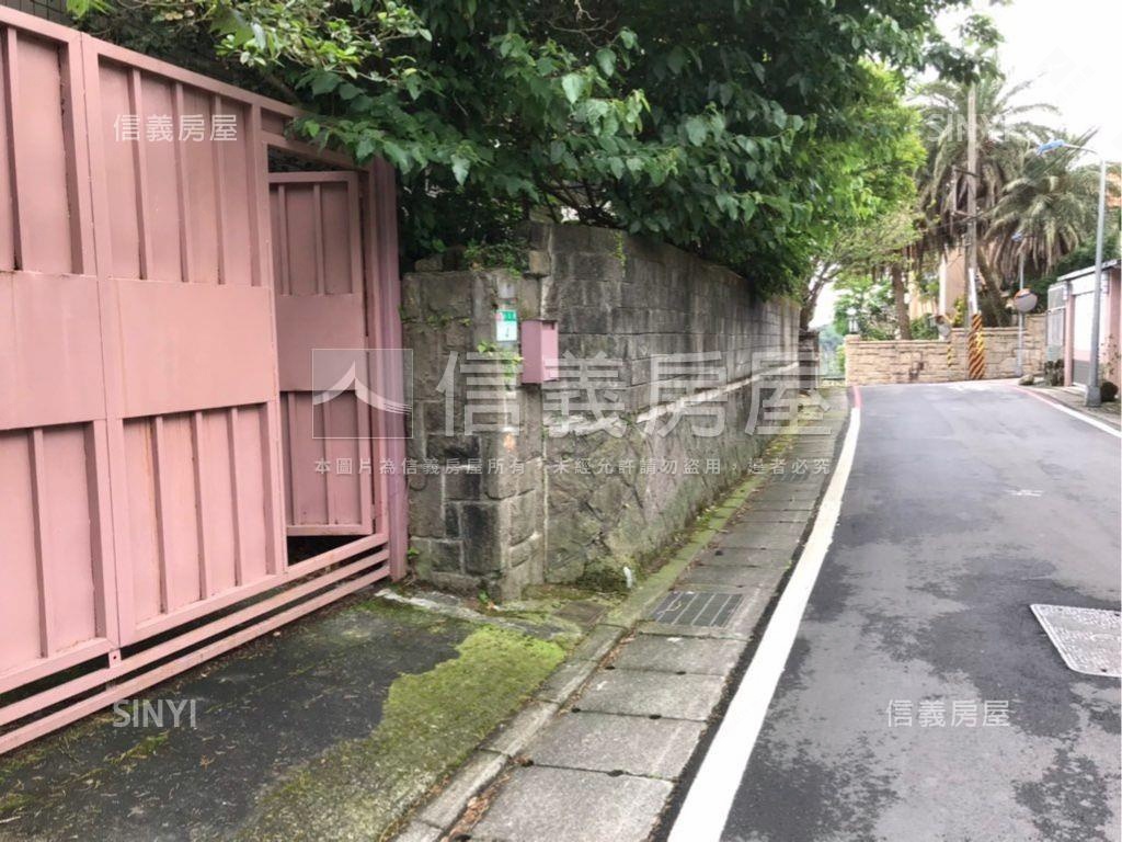 陽明山眺大台北櫻花美墅房屋室內格局與周邊環境