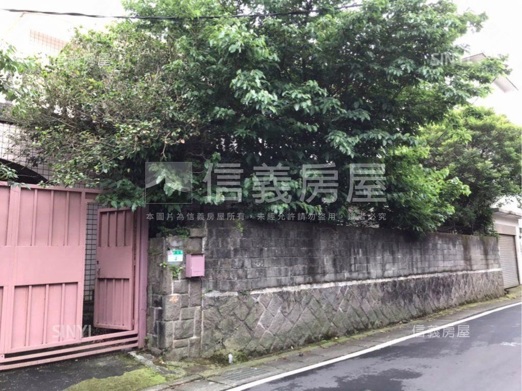 陽明山眺大台北櫻花美墅房屋室內格局與周邊環境