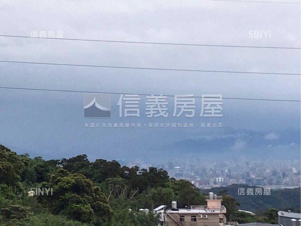 陽明山眺大台北櫻花美墅房屋室內格局與周邊環境