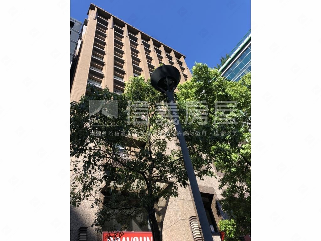 大直上城高樓車位房屋室內格局與周邊環境