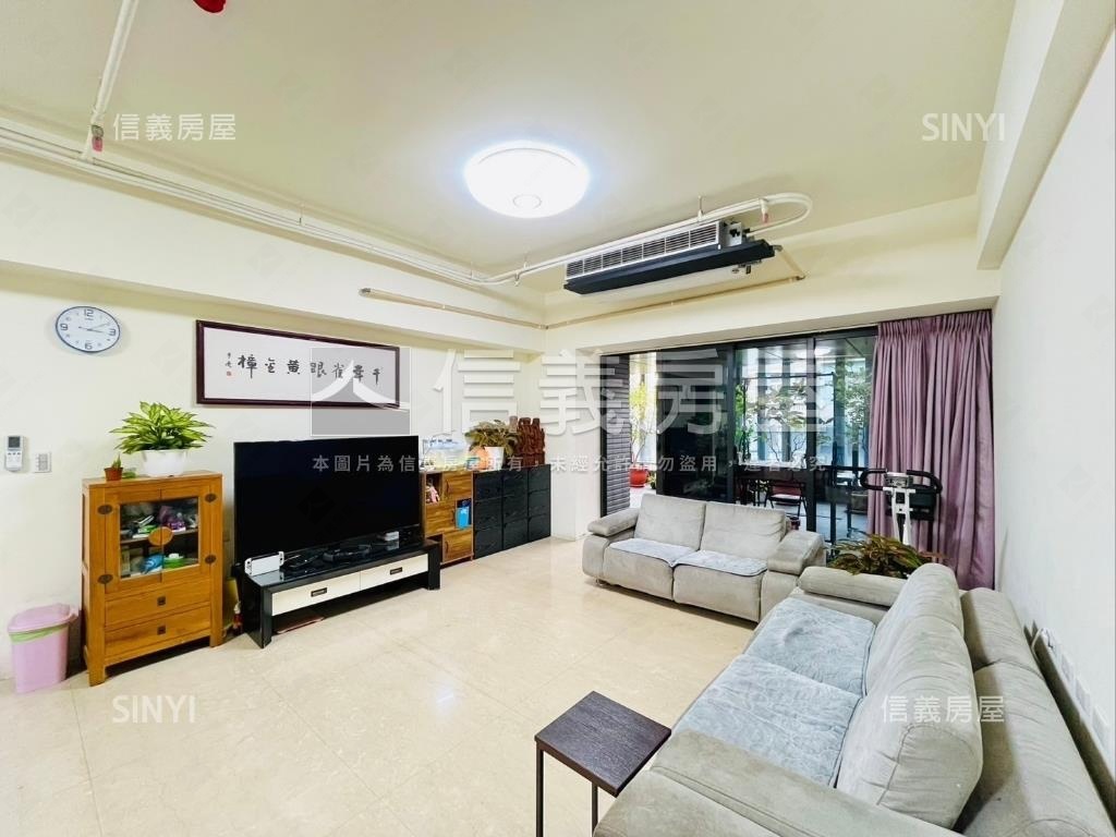 國雄文心森林露台戶房屋室內格局與周邊環境