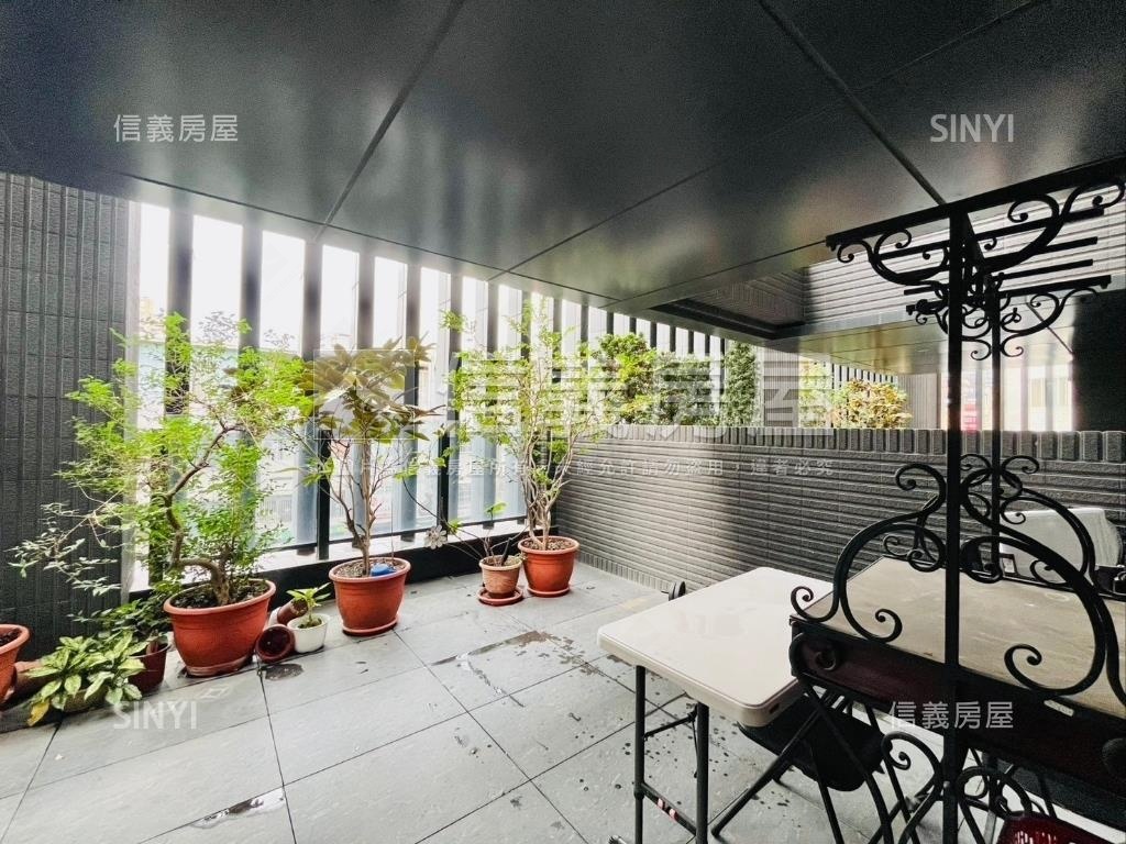國雄文心森林露台戶房屋室內格局與周邊環境
