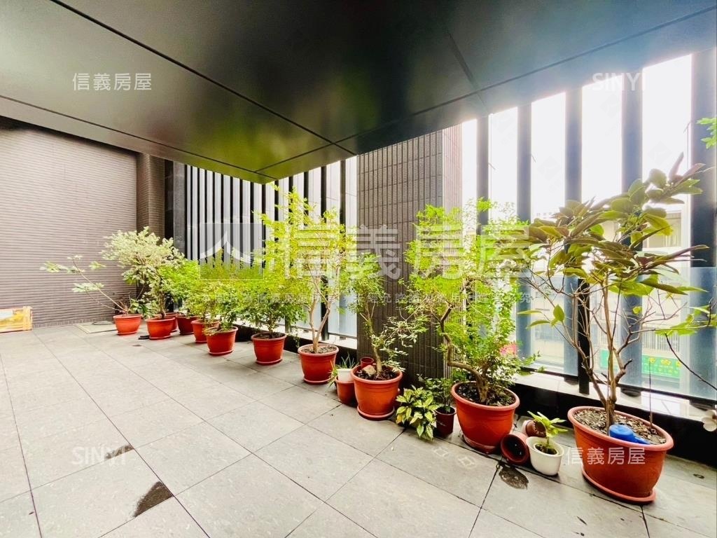 國雄文心森林露台戶房屋室內格局與周邊環境