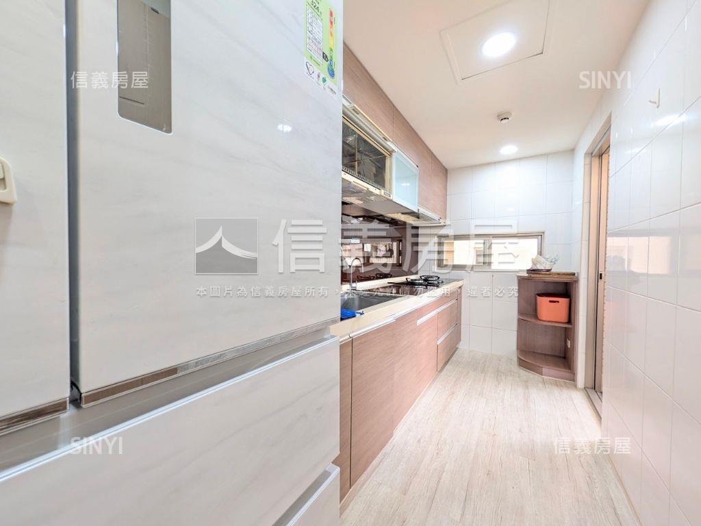 未來城採光大四房房屋室內格局與周邊環境