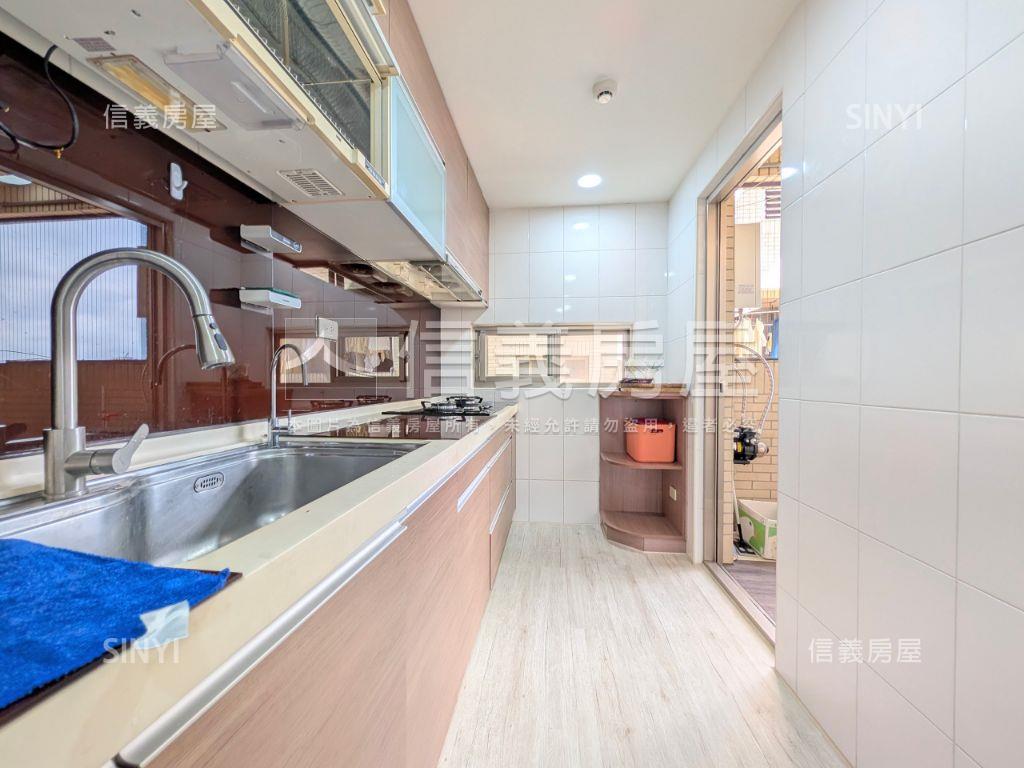未來城採光大四房房屋室內格局與周邊環境