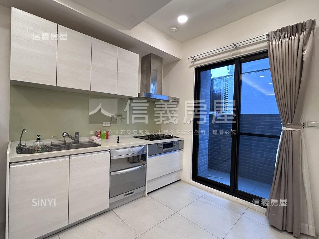 市醫旁２房２衛平車房屋室內格局與周邊環境