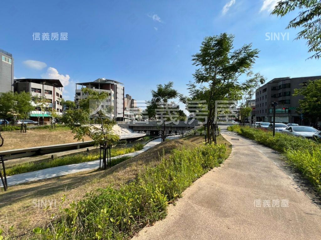 西區臨柳川公園店面！房屋室內格局與周邊環境