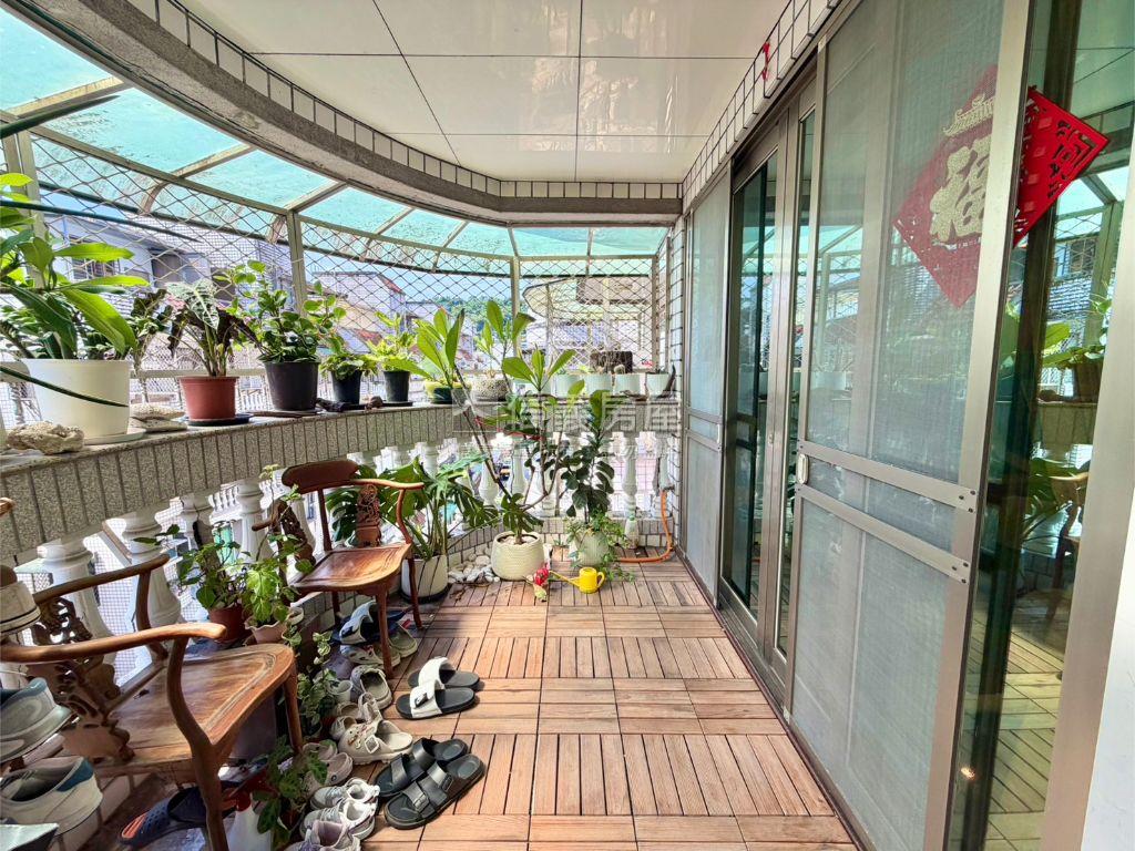 綠野香坡大空間美寓房屋室內格局與周邊環境