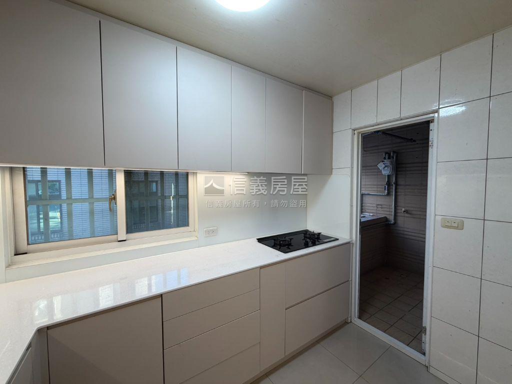 文化園邸透天房屋室內格局與周邊環境