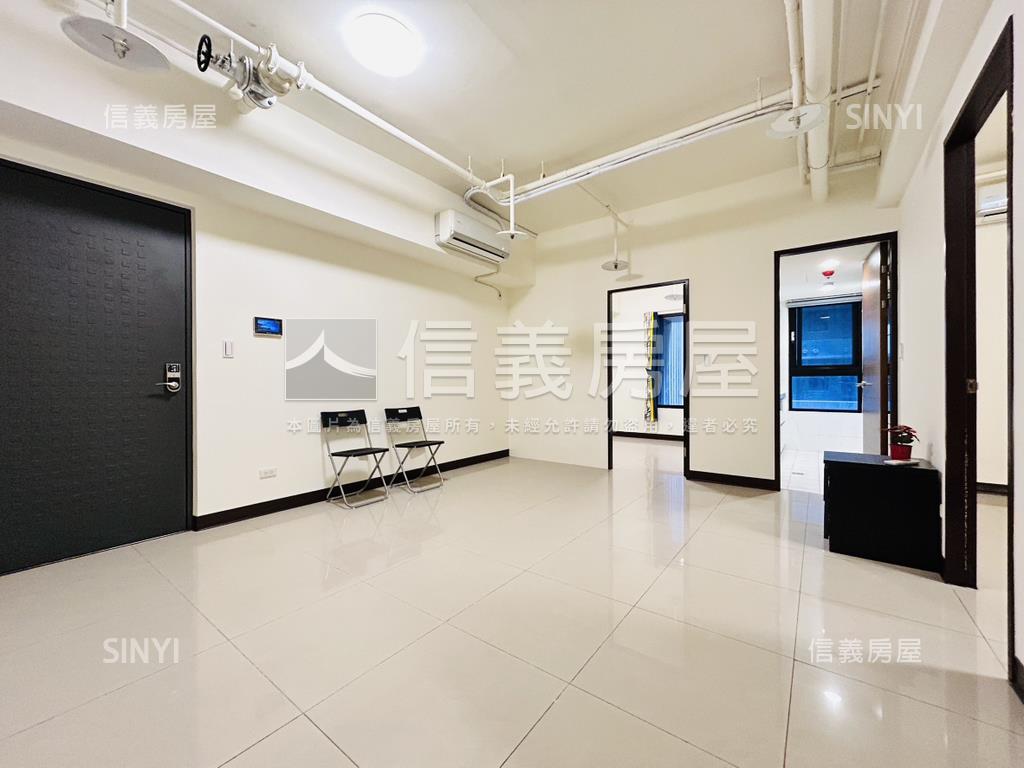 海洋都心２兩房車位★誠售房屋室內格局與周邊環境